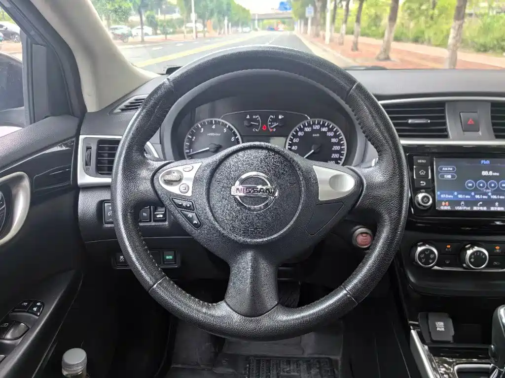 Nissan Sylphy — миниатюра 10