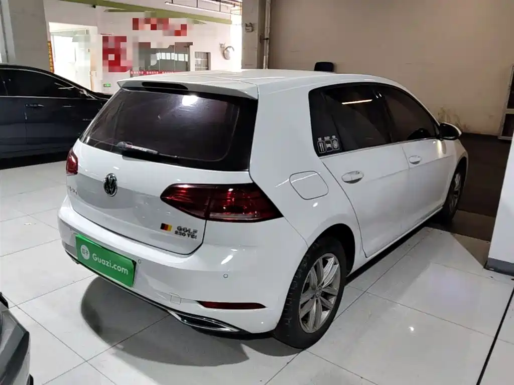 Volkswagen Golf 2018 230TSI AT Comfort