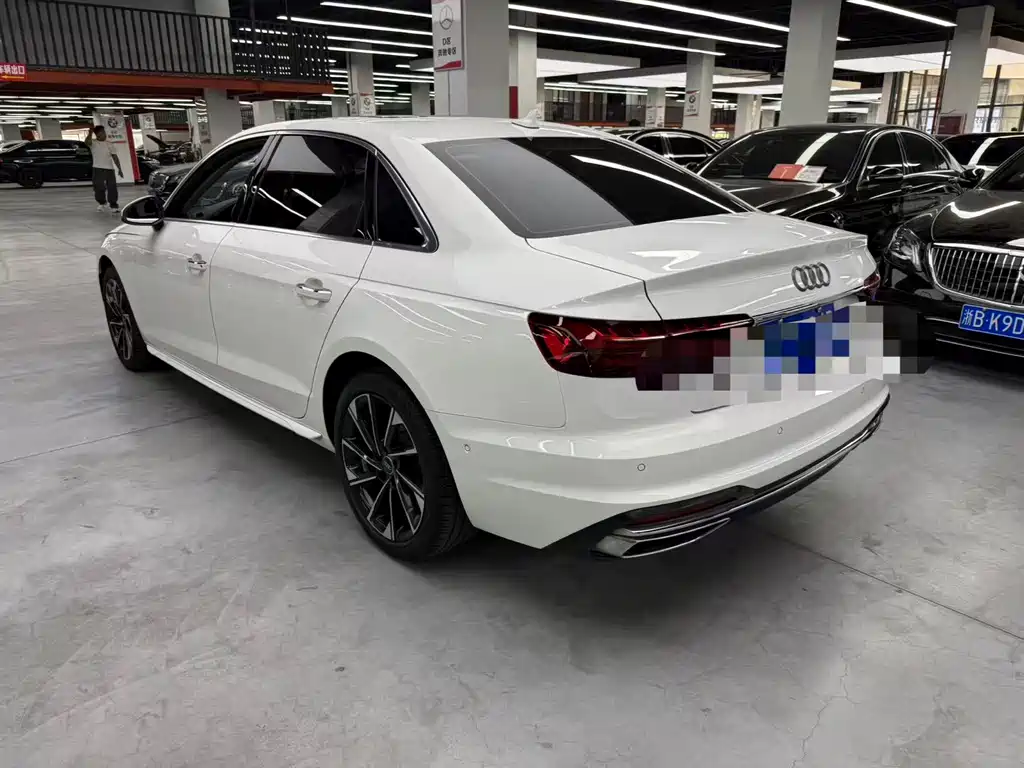 Audi A4L — миниатюра 15