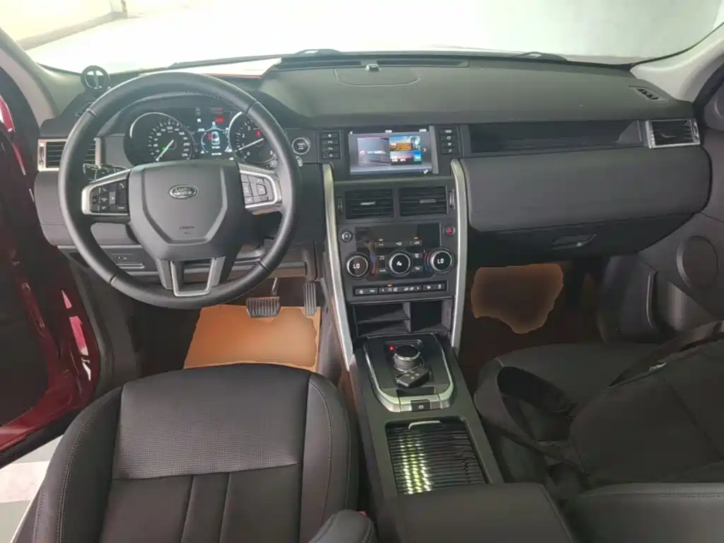 Land Rover Discovery Sport — миниатюра 10