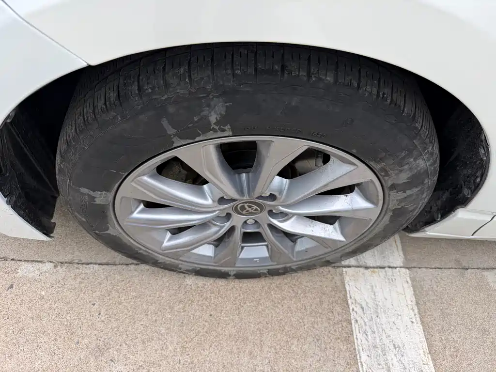 Toyota Avalon 2024 2.0L