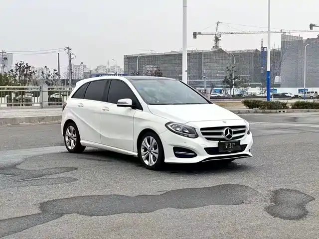 MERCEDES-BENZ B CLASS 2018