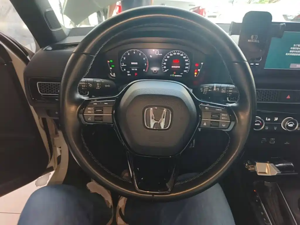 Honda Civic — миниатюра 11