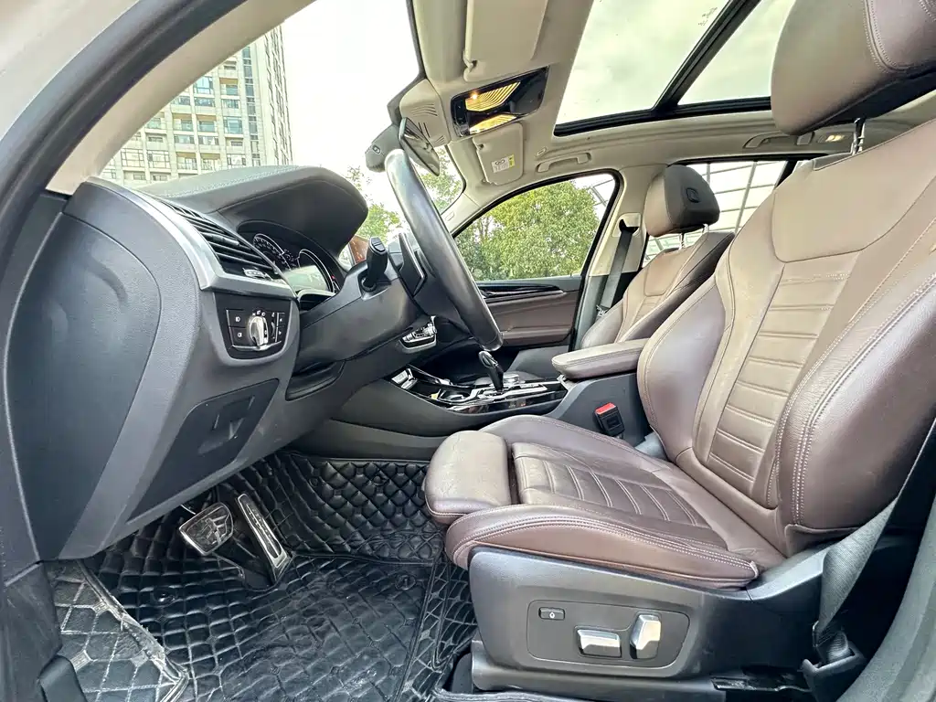 BMW X3 — миниатюра 6