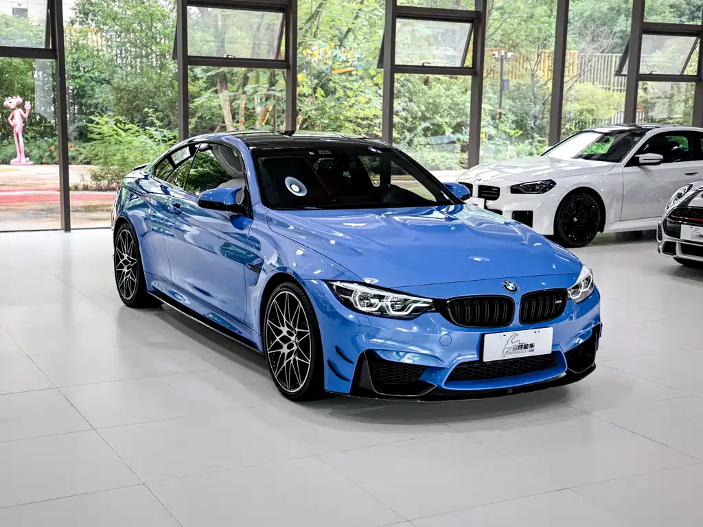 BMW M4 — миниатюра 3