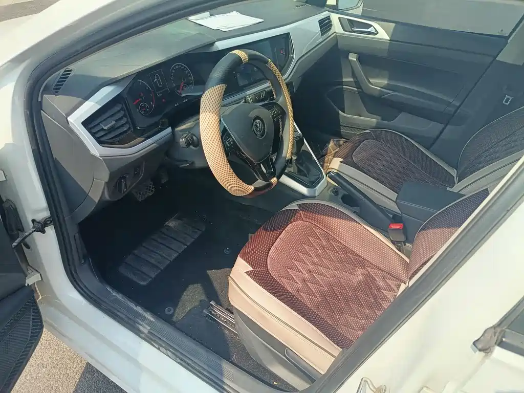Volkswagen Polo 2019 Plus 1.5L AT