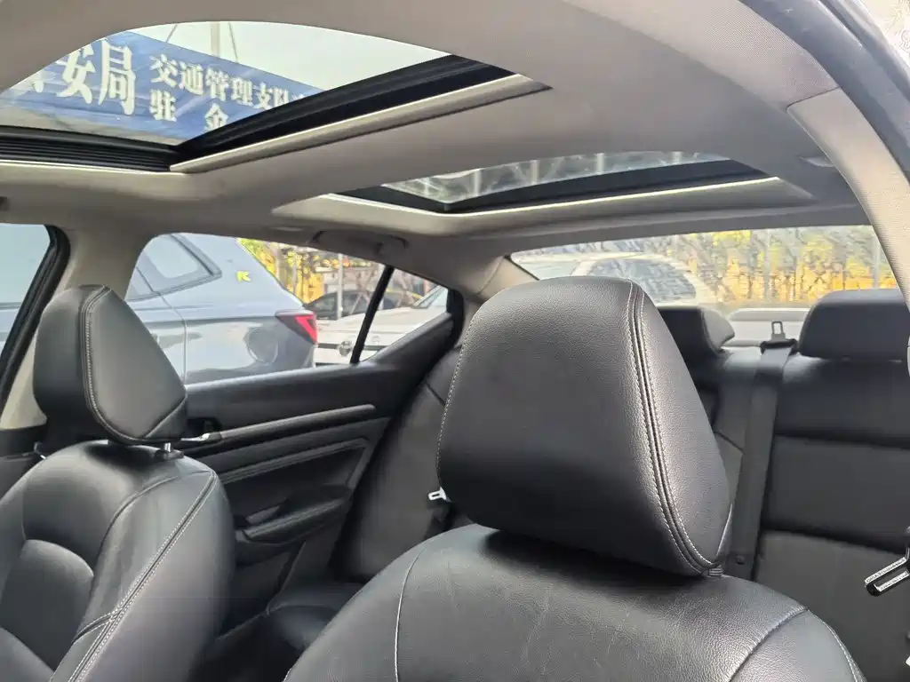 Nissan Teana — миниатюра 13