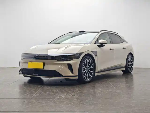 Zeekr 007GT 2025