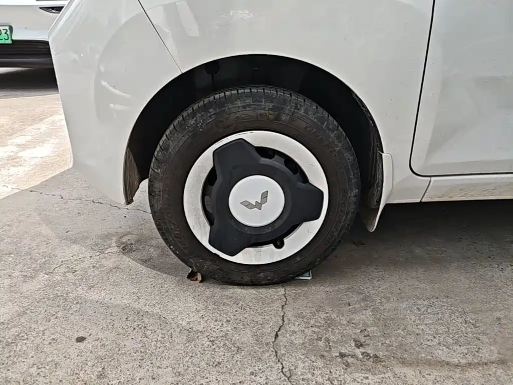 Wuling MINIEV — миниатюра 23