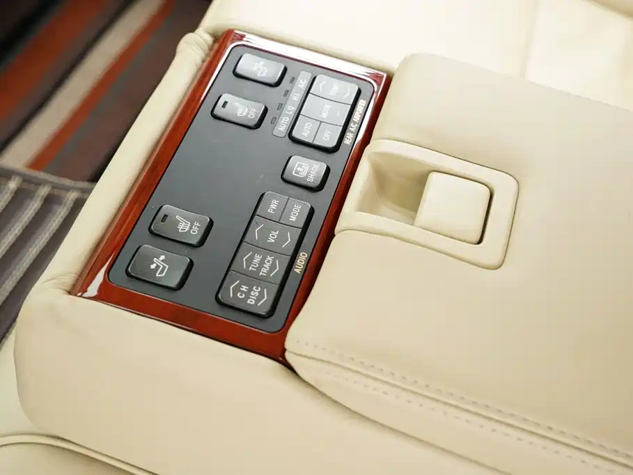 Hongqi Hongqi Shengshi — миниатюра 31