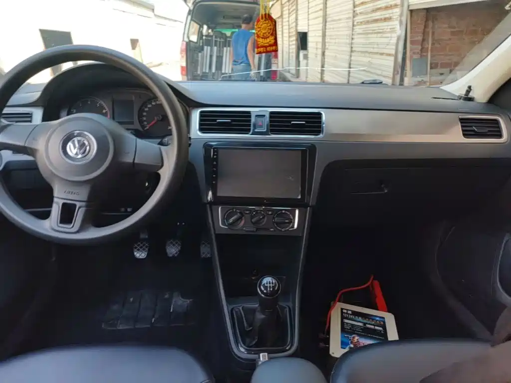 Volkswagen Santana — миниатюра 13