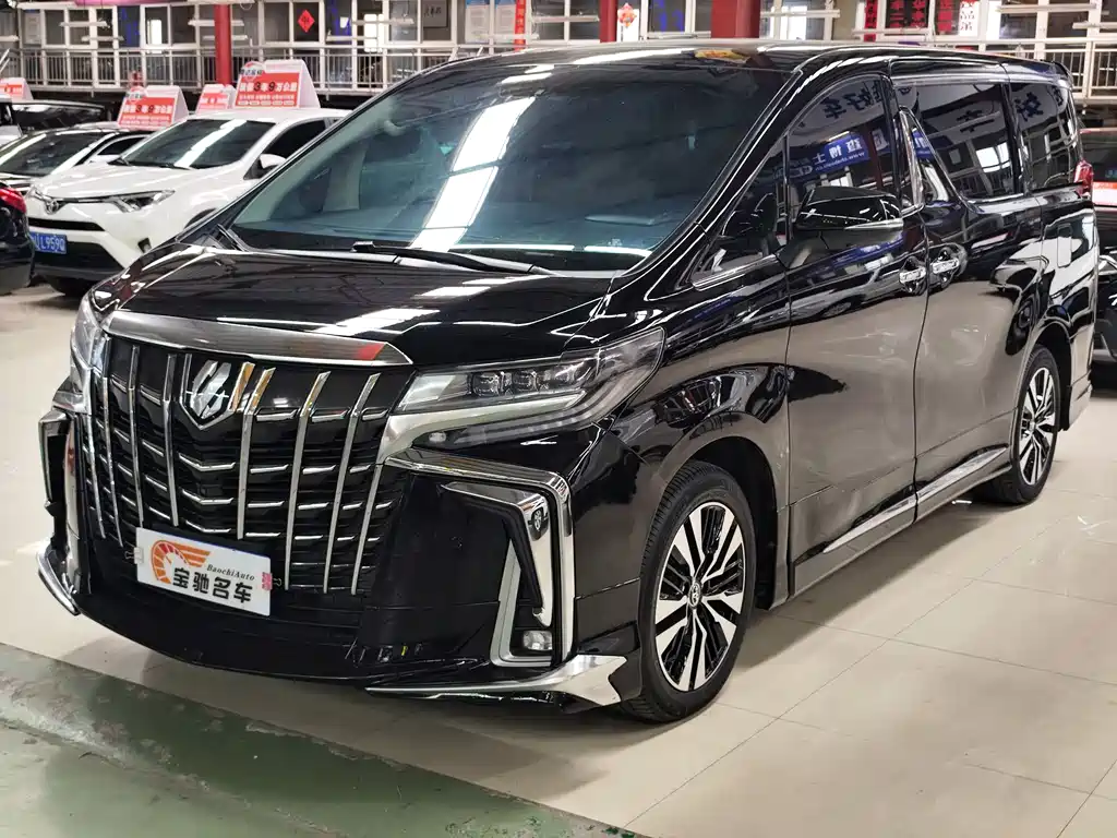Купить Toyota Alphard