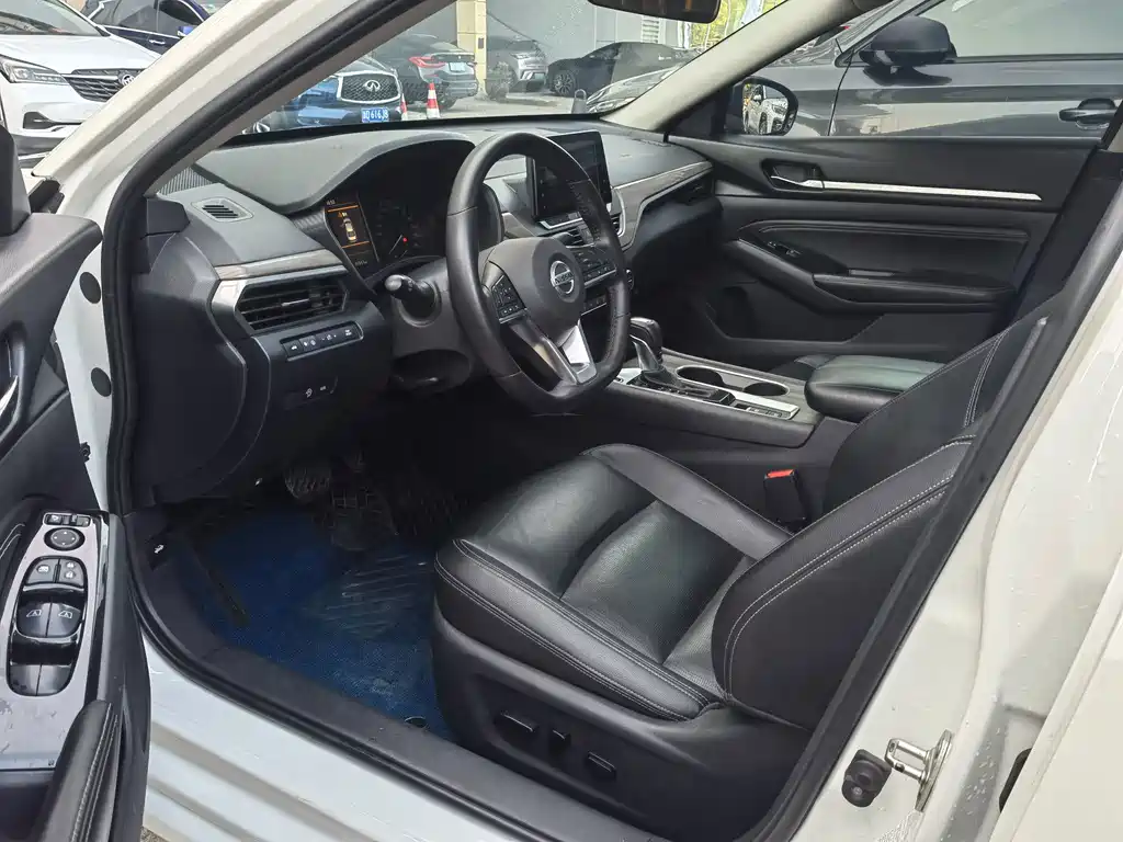 Nissan Teana — миниатюра 7