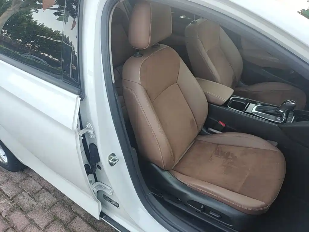 Buick Regal — миниатюра 25