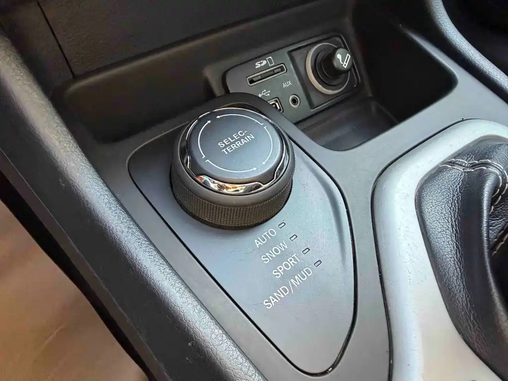 Jeep Cherokee 2.4L Professional Edition, фото 13