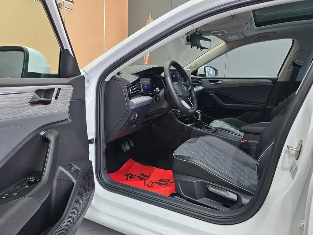 Volkswagen Sagitar — миниатюра 8