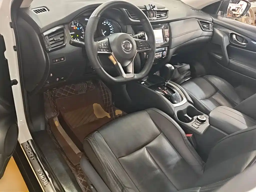 Nissan X-Trail — миниатюра 10