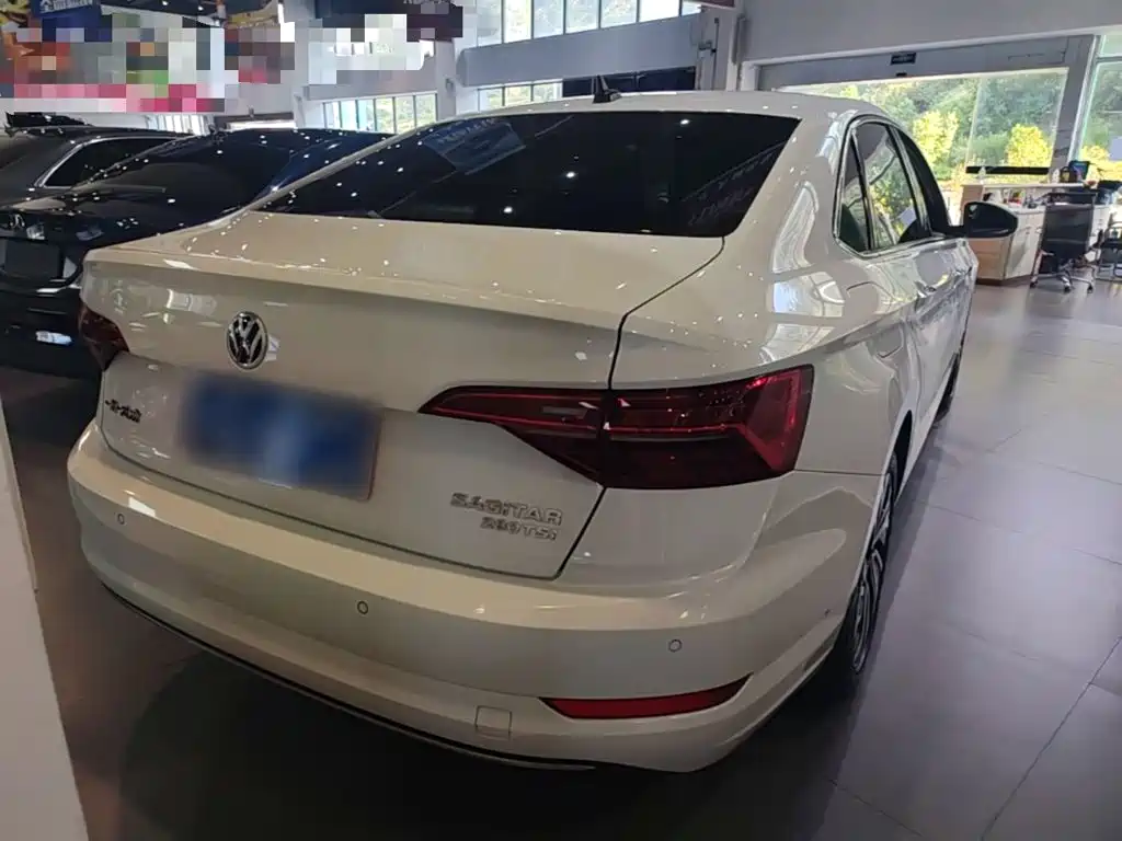 Volkswagen Sagitar — миниатюра 6