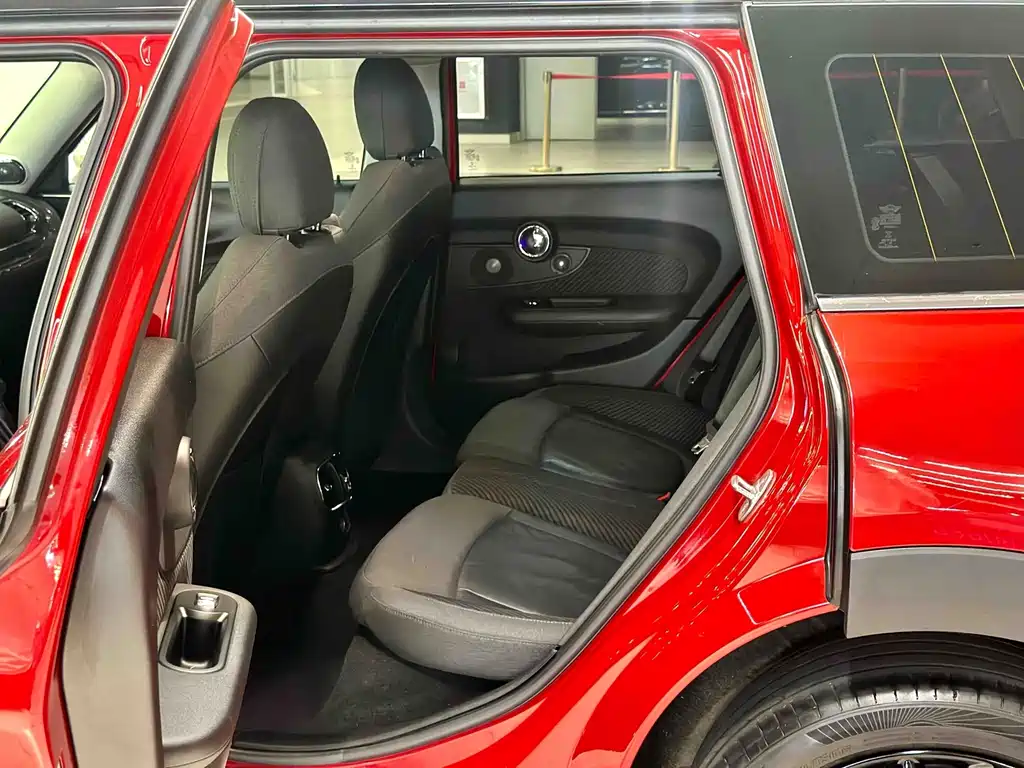 MINI Mini Clubman — миниатюра 5