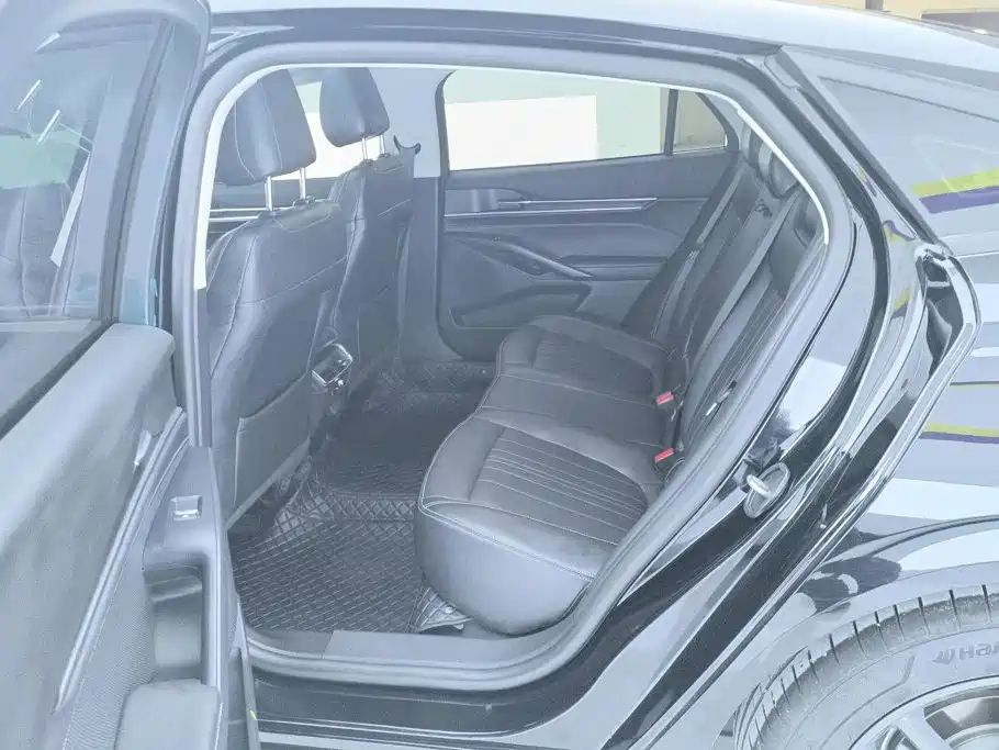 Ford Mondeo — миниатюра 11