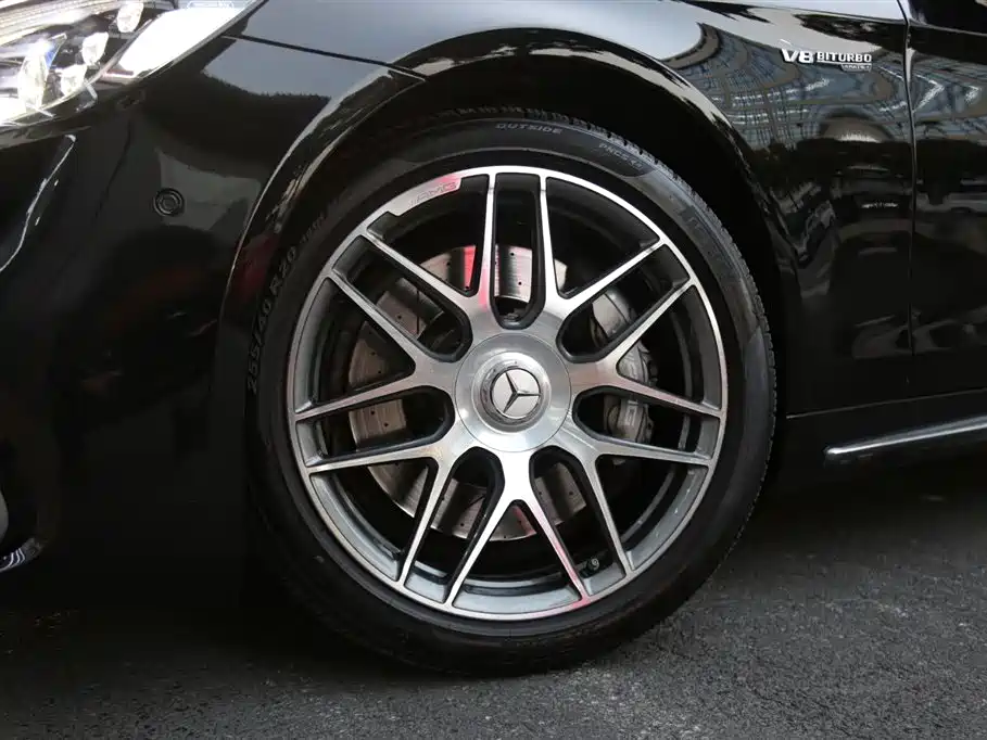 MERCEDES-BENZ S CLASS AMG