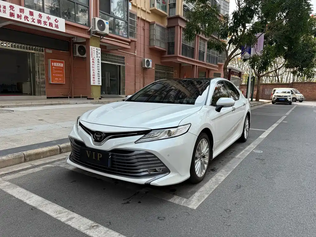 Toyota Camry 2018