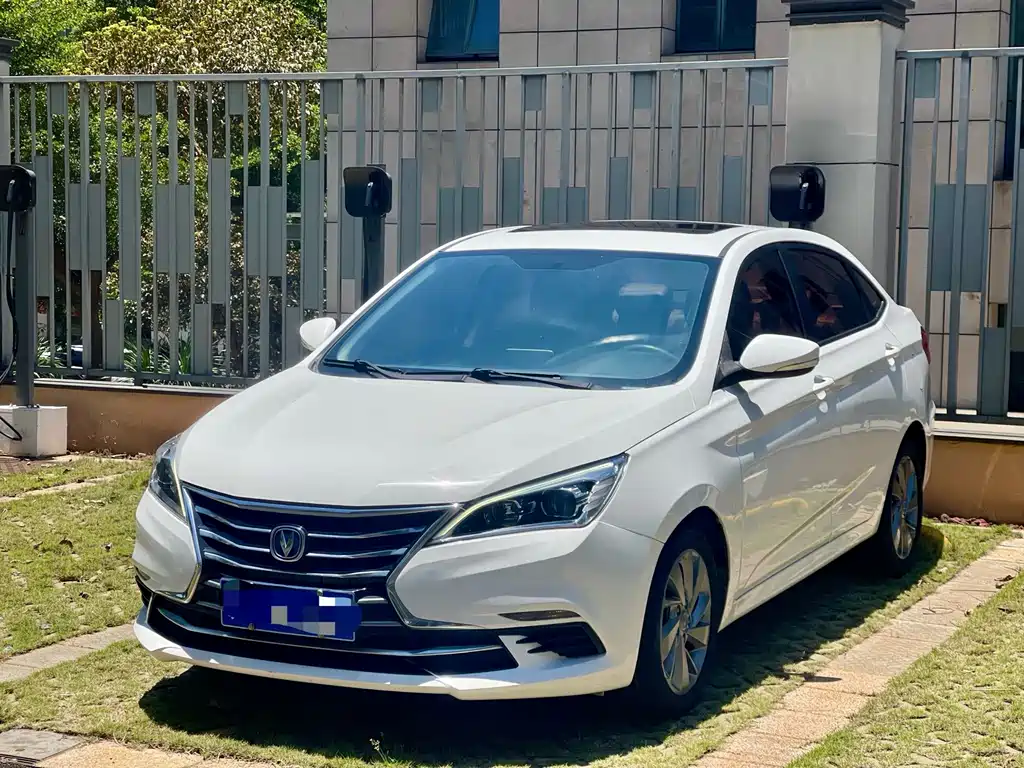 Купить Changan Eado DT
