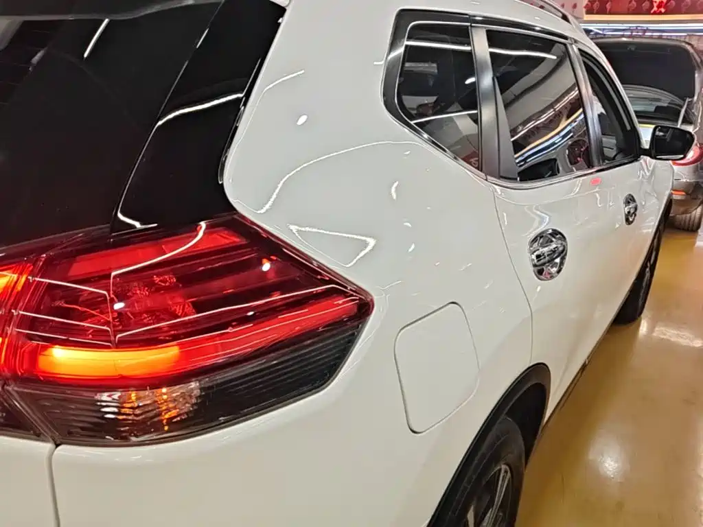 Nissan X-Trail — миниатюра 7