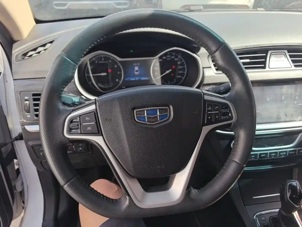 Geely Emgrand — миниатюра 11