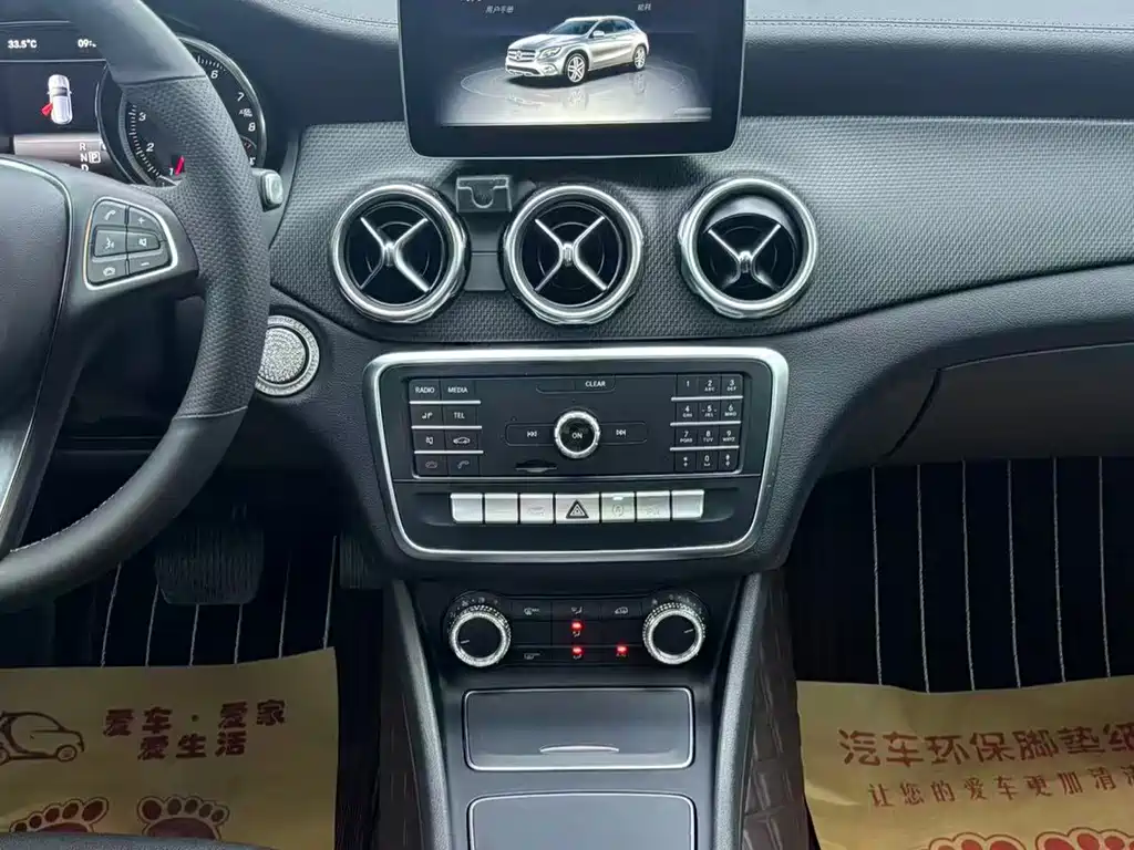 Mercedes-Benz GLA — миниатюра 14