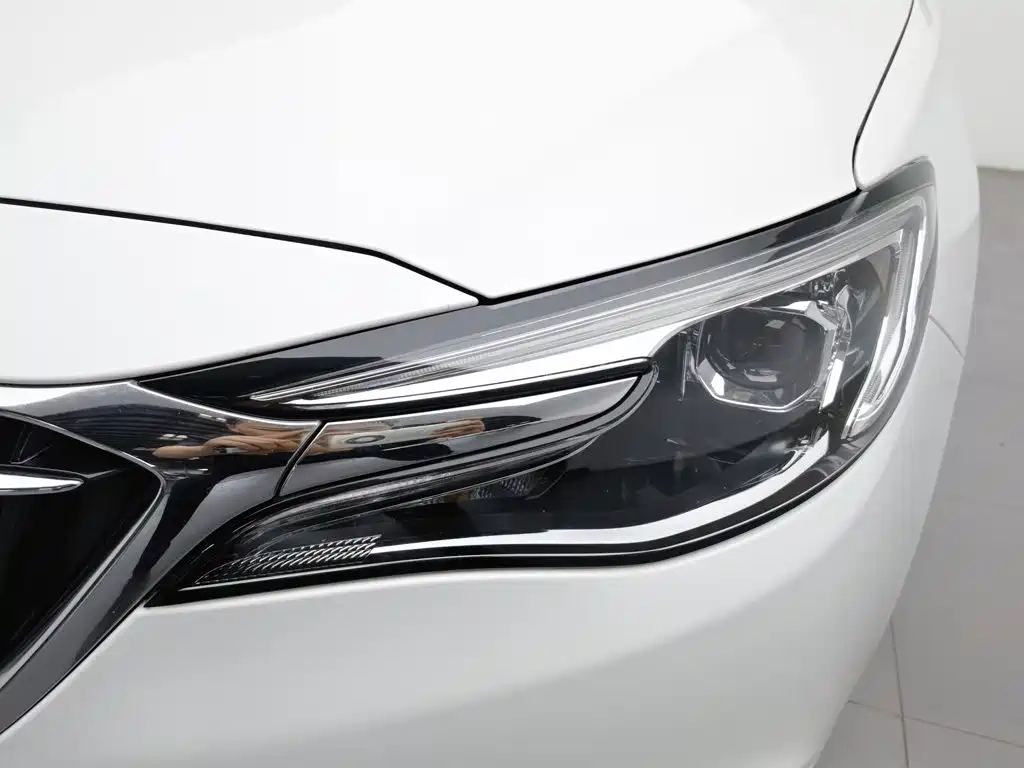 Buick Excelle — миниатюра 7