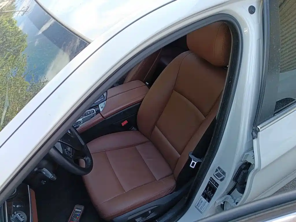 BMW 5 Series 5 2014 525Li Lead
