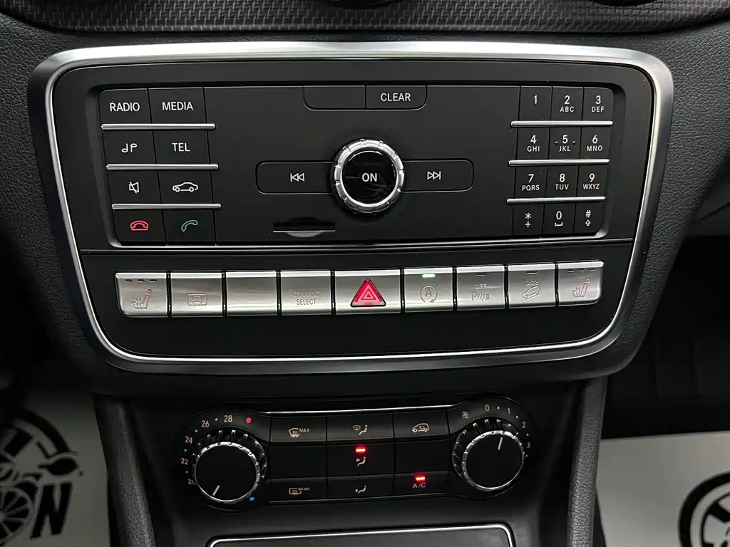 Mercedes-Benz GLA — миниатюра 34