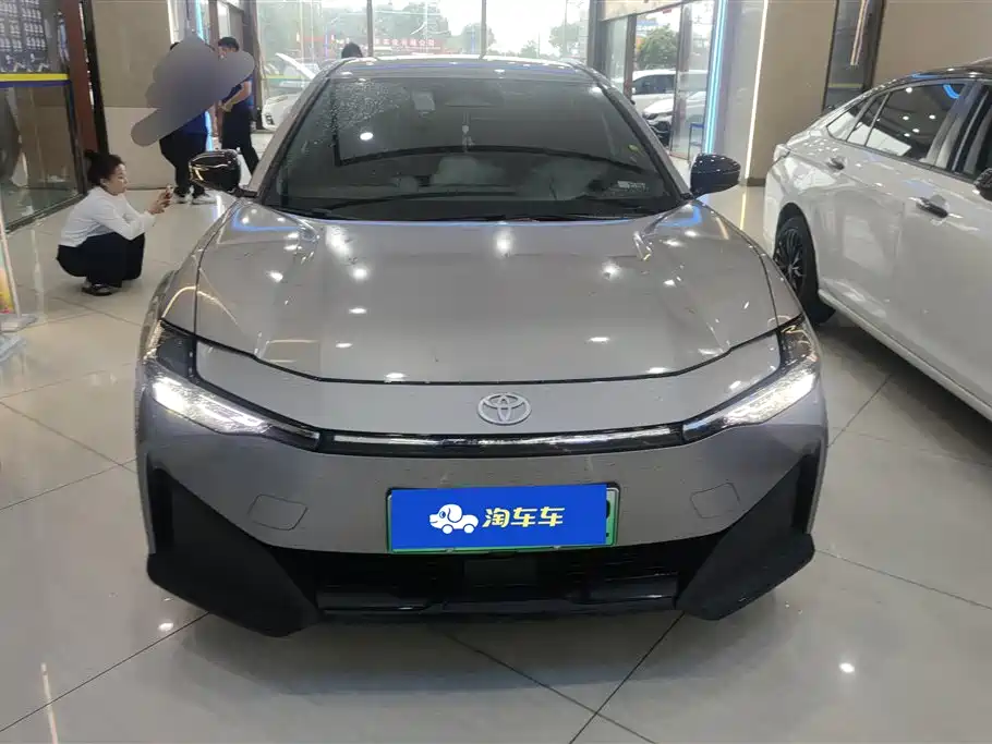Toyota bZ3 2026 Smart JOY