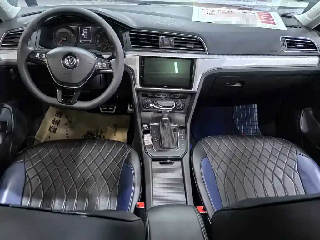 Volkswagen Lamando — миниатюра 8