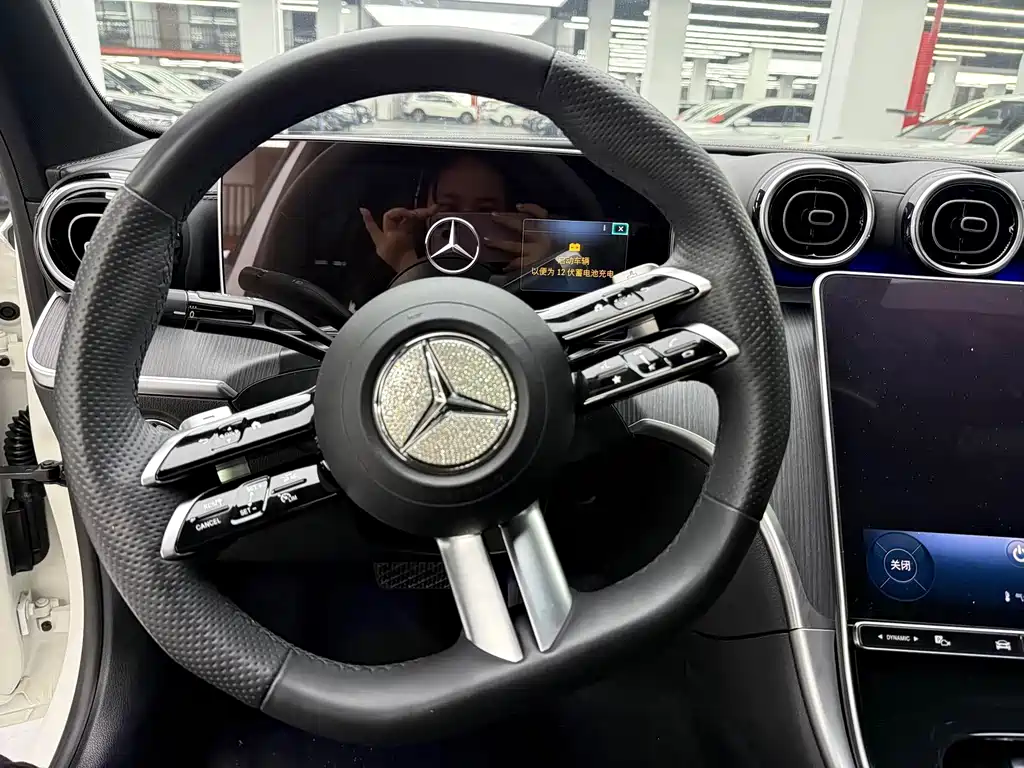 Mercedes-Benz C-Class — миниатюра 6
