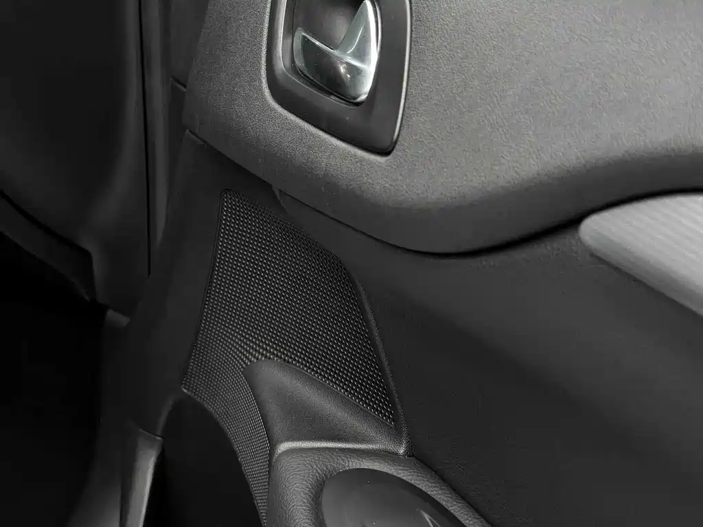 Citroen C4L — миниатюра 18