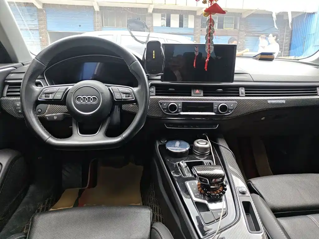 Audi A4L — миниатюра 10