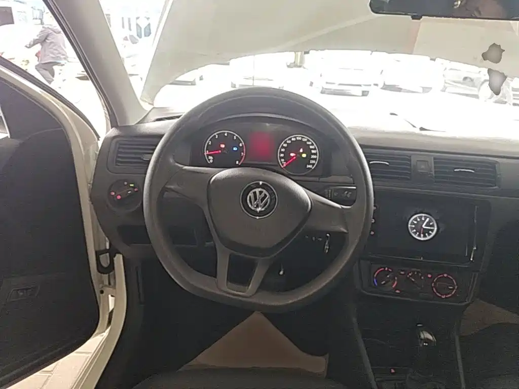 Volkswagen Santana — миниатюра 11