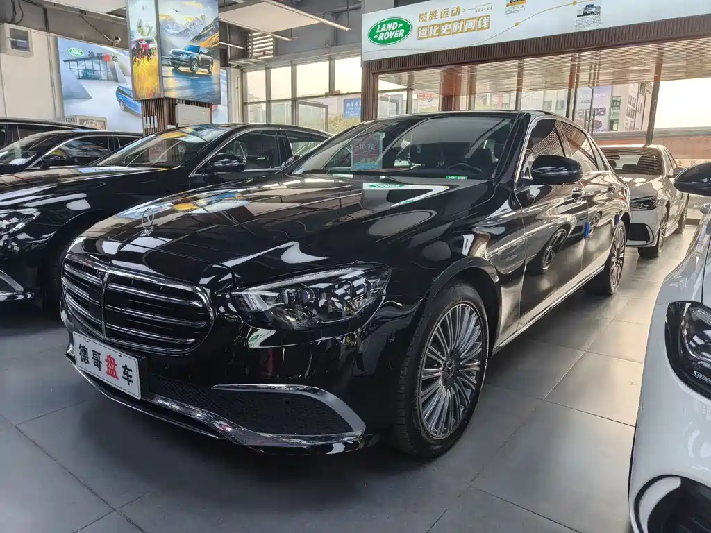 MERCEDES-BENZ E CLASS