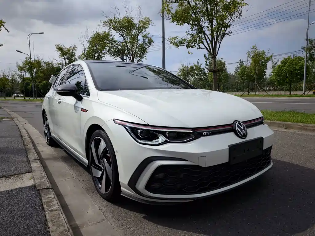 Volkswagen Golf GTI — миниатюра 2