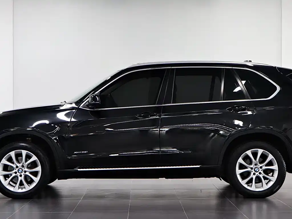 BMW X5 (Import) — миниатюра 7