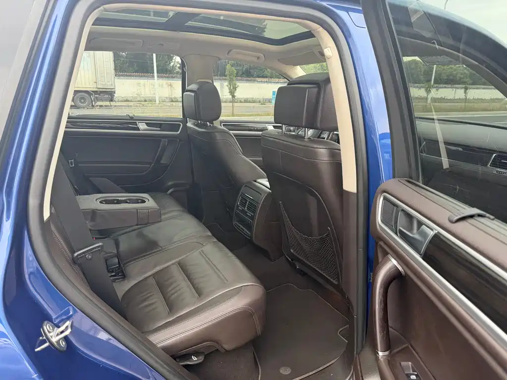 Volkswagen Touareg 2016 3.0TSI