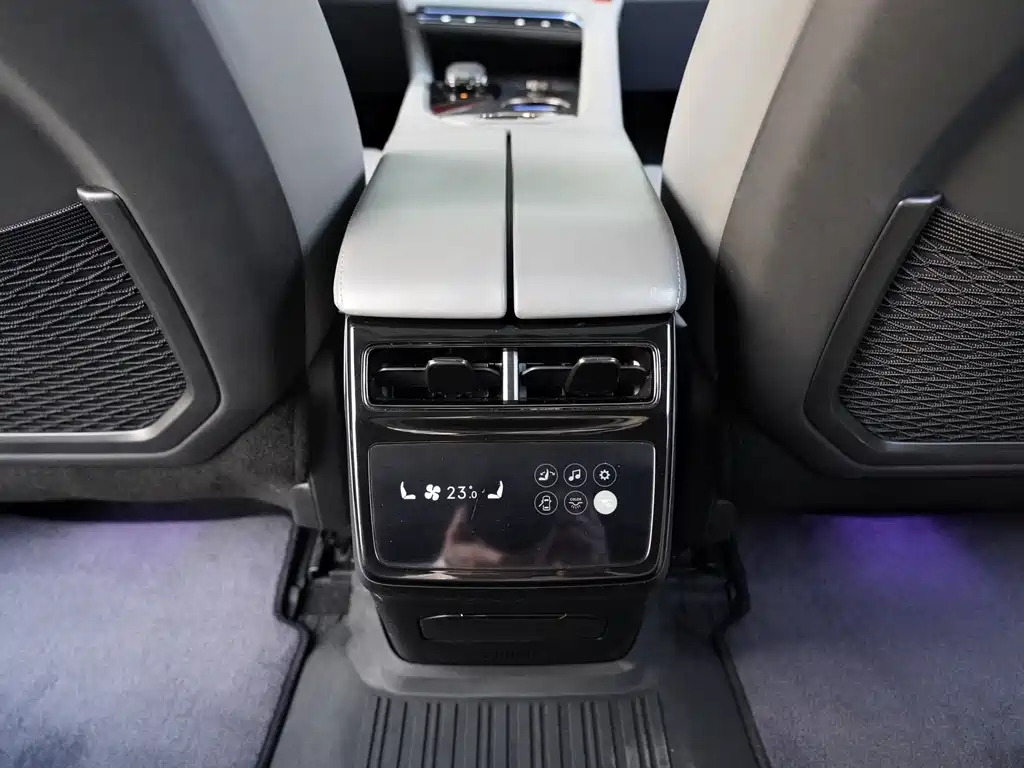 ZEEKR EXTREME KRYPTON 001