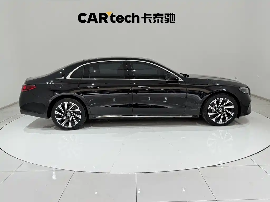 Mercedes-Benz E-Class — миниатюра 4