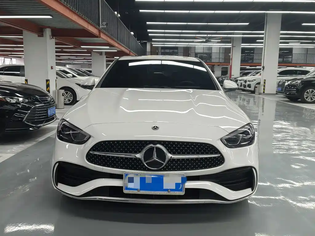 Mercedes-Benz C-Class — миниатюра 2
