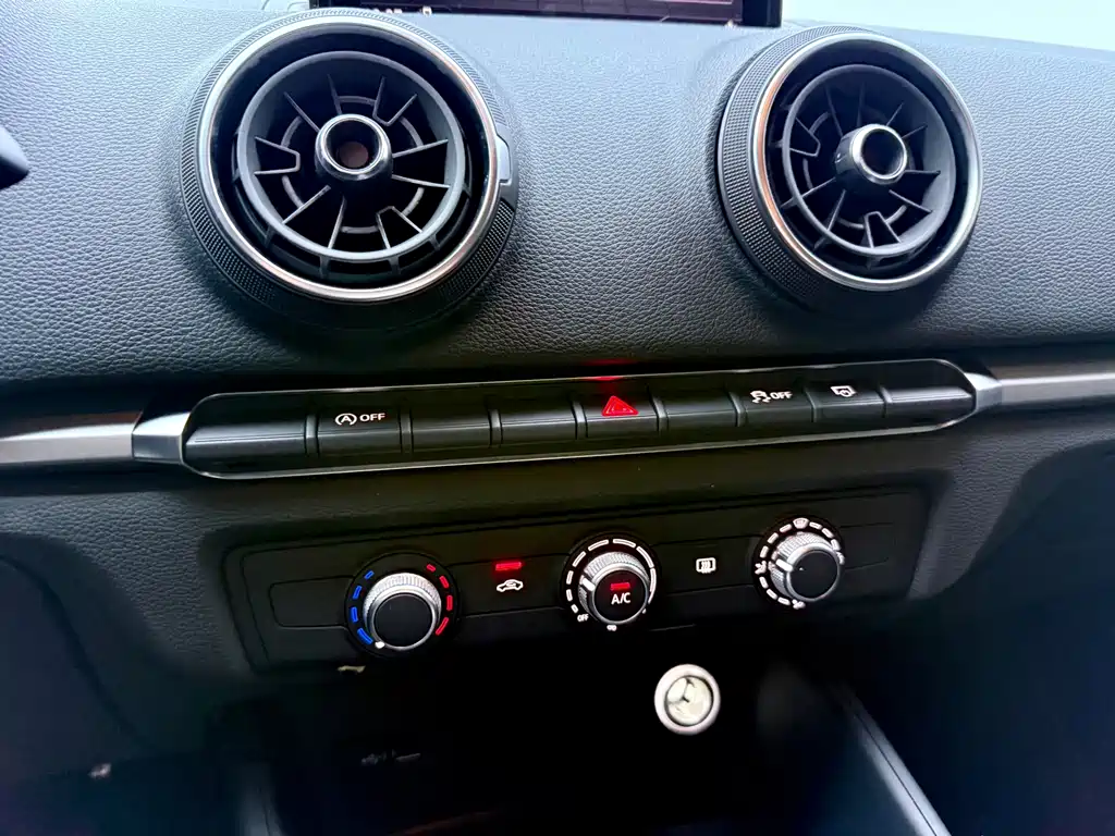 Audi A3 — миниатюра 11