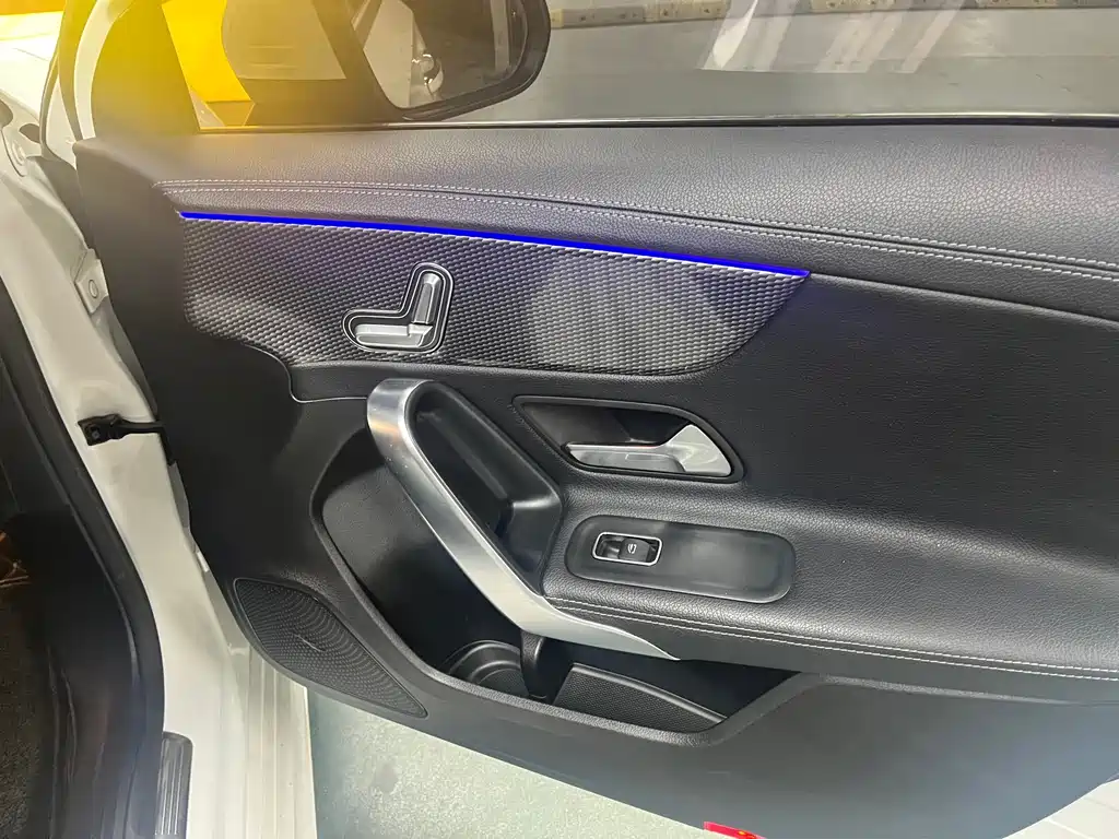 Mercedes-Benz A-Class — миниатюра 5
