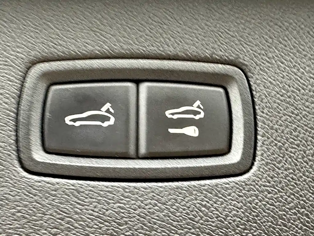 Porsche Cayenne — миниатюра 24