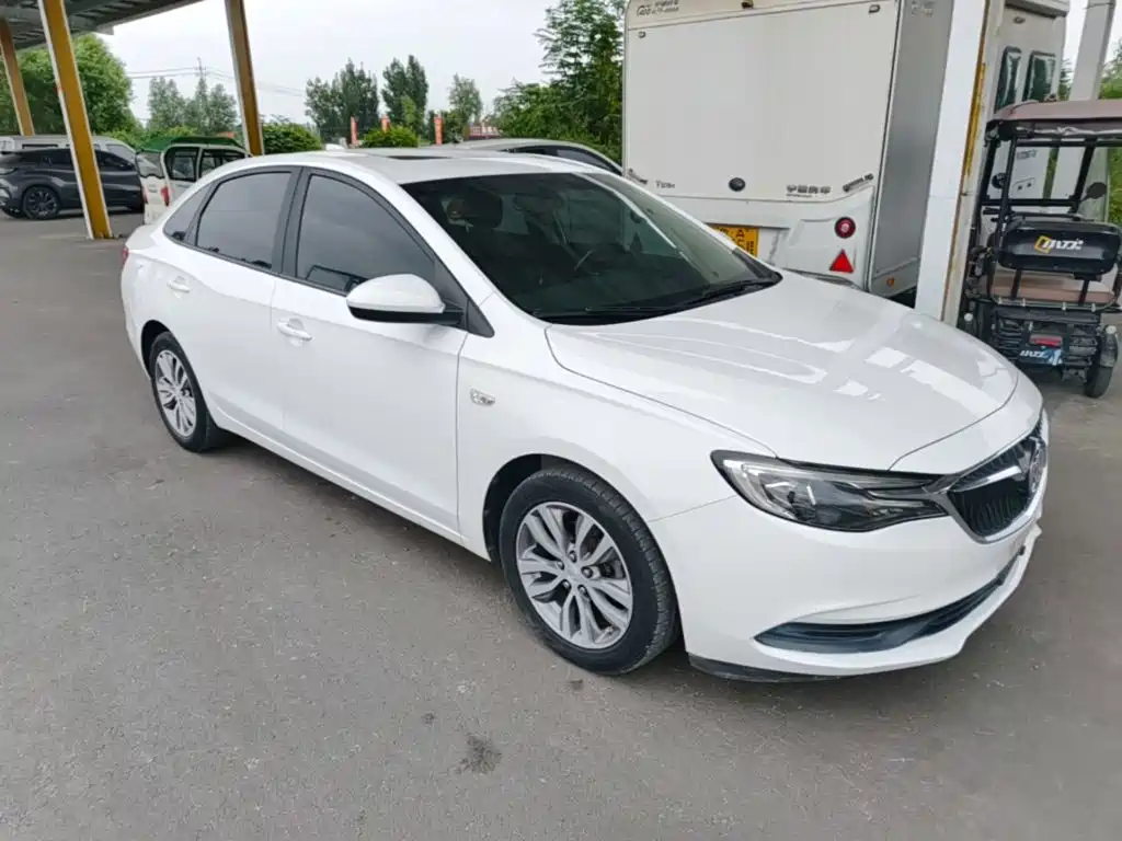Buick Excelle — миниатюра 4